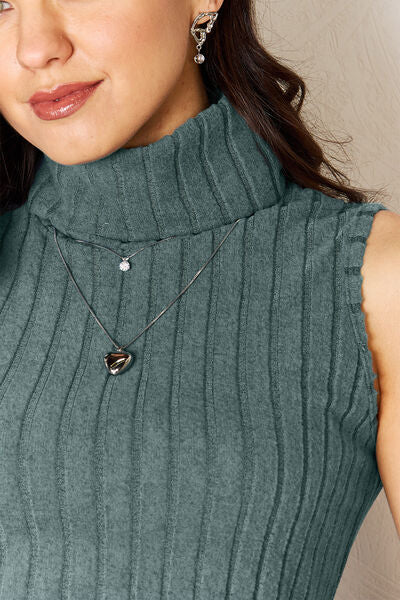 Raya Ribbed Turtleneck Tank